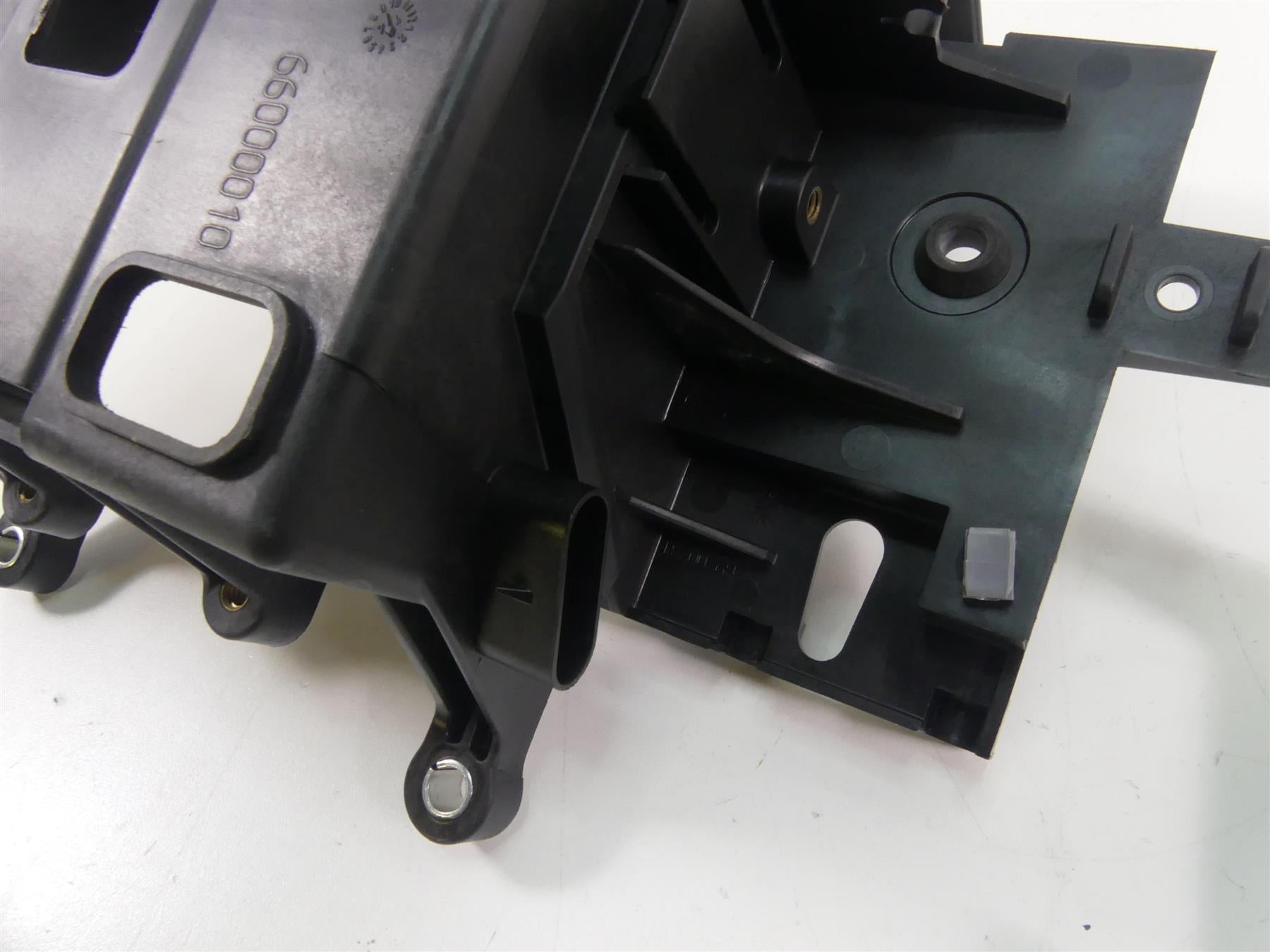 2014 Harley Touring FLHTK Electra Glide Battery & Electrical Carrier 66000010 {{ shop.shopifyCountryName }} - Mototech271