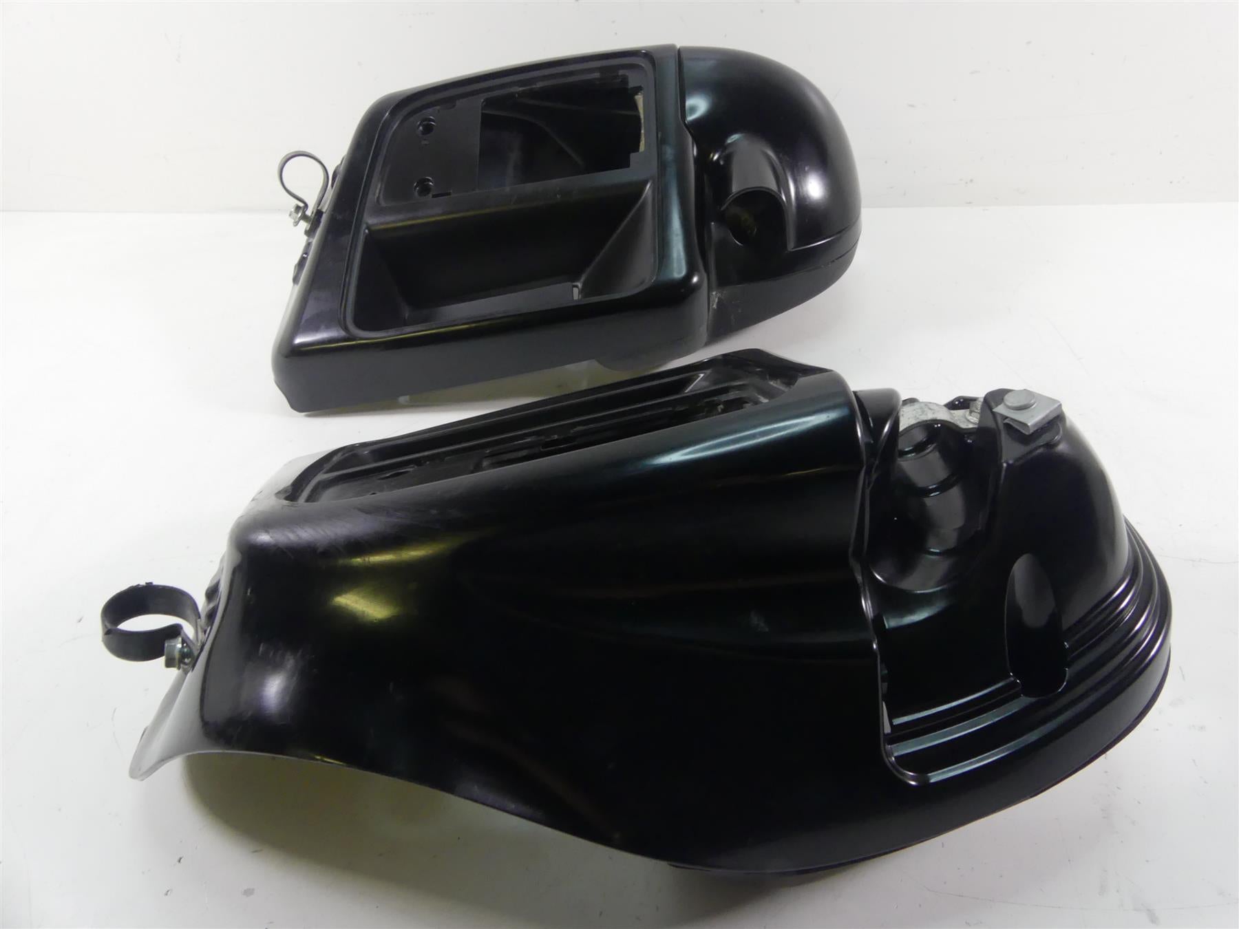 2014 Harley Touring FLHTK Electra Glide Lower Leg Fairing Cover Set 57100112 {{ shop.shopifyCountryName }} - Mototech271