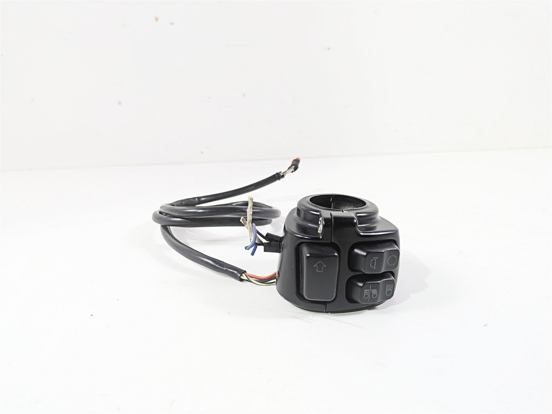 2016 Harley FXDF Dyna Fat Bob Left Blinker Control Switch - Read 71500372A {{ shop.shopifyCountryName }} - Mototech271
