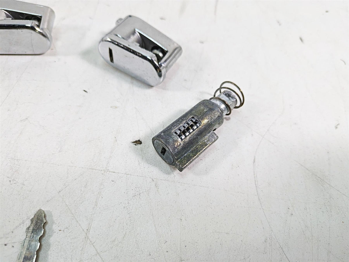 1997 Kawasaki VN1500 Vulcan Ignition Switch Key Lock Tank Cap Set 27045-5001 {{ shop.shopifyCountryName }} - Mototech271