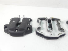 Load image into Gallery viewer, 2021 Harley Softail FXBBS Street Bob Cylinder Head Valve Cover Set 25700697
