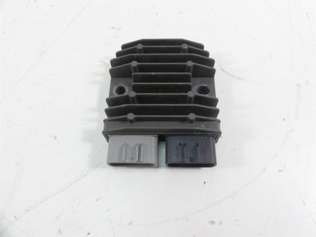 2007 Yamaha FZ1 Fazer Rectifier Voltage Regulator FH012AA 1D7-81960-01-00 {{ shop.shopifyCountryName }} - Mototech271
