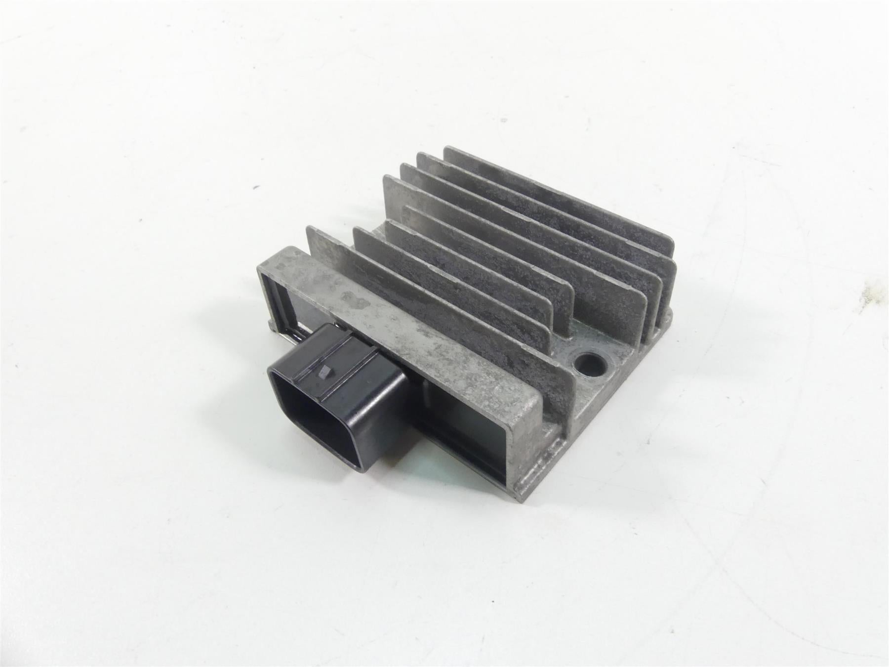 2022 Kawasaki KLR650 KL650 Adv Rectifier Voltage Regulator 21066-0761 SH868CA {{ shop.shopifyCountryName }} - Mototech271