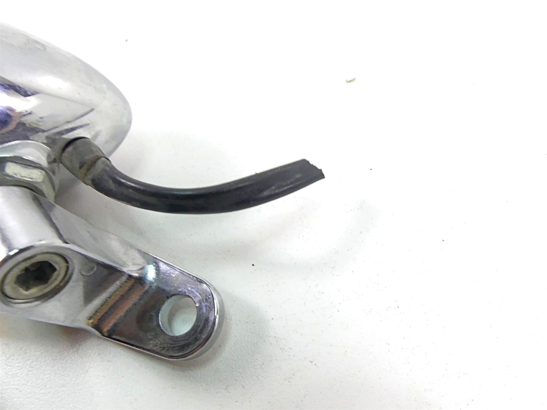 2010 Harley FXDF Dyna Fat Bob Front Left Blinker Turn Signal 68972-00 {{ shop.shopifyCountryName }} - Mototech271