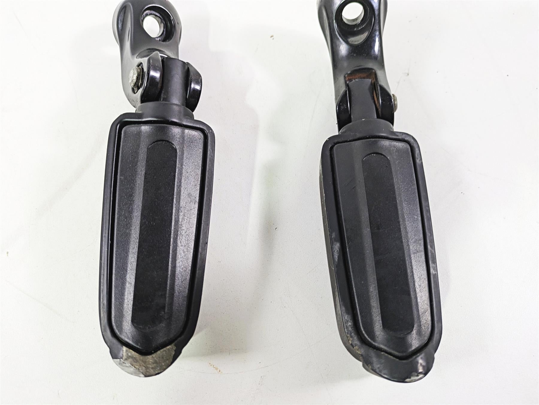 2016 Harley VRSCDX Night Rod Front Rider Footpeg Mount Set 54046-12 {{ shop.shopifyCountryName }} - Mototech271
