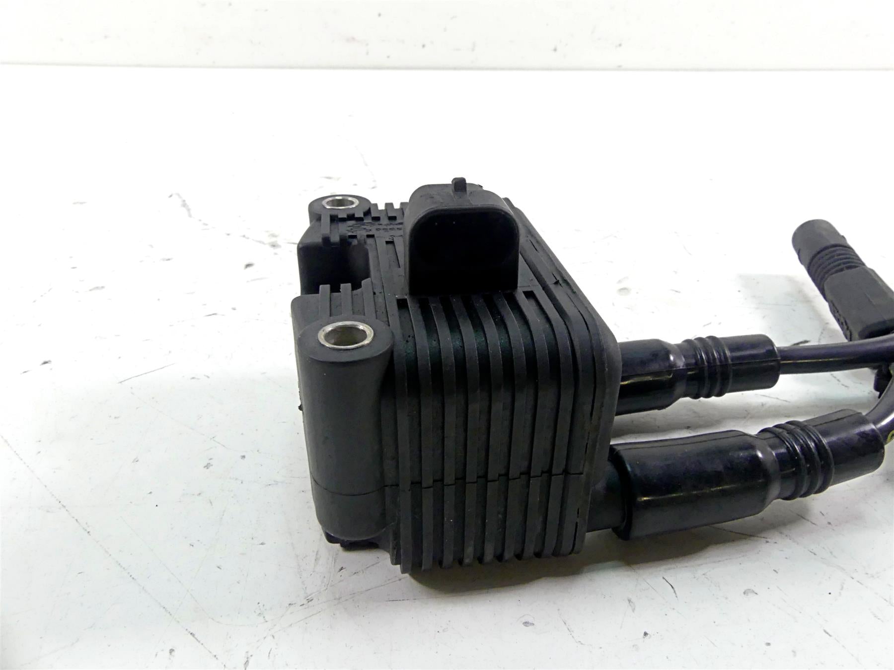 2002 Harley Touring FLHTC Electra Glide Screamin Eagle Ignition Coil 31704-99 {{ shop.shopifyCountryName }} - Mototech271