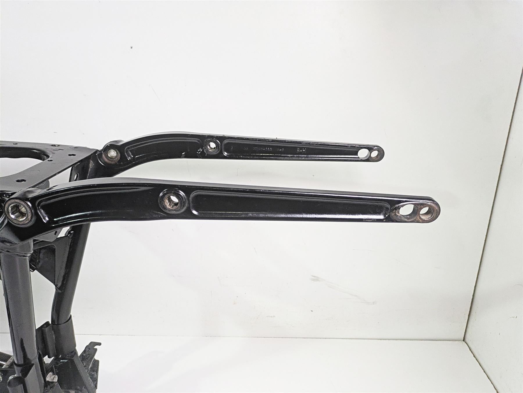 2010 Harley Dyna FXDB Street Bob Straight Main Frame Chassis With Salvage Texas Title 47745-06B {{ shop.shopifyCountryName }} - Mototech271