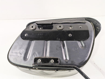 2004 Harley Softail FLSTF Fat Boy Left Side Saddlebag + Mount 90452-04 {{ shop.shopifyCountryName }} - Mototech271