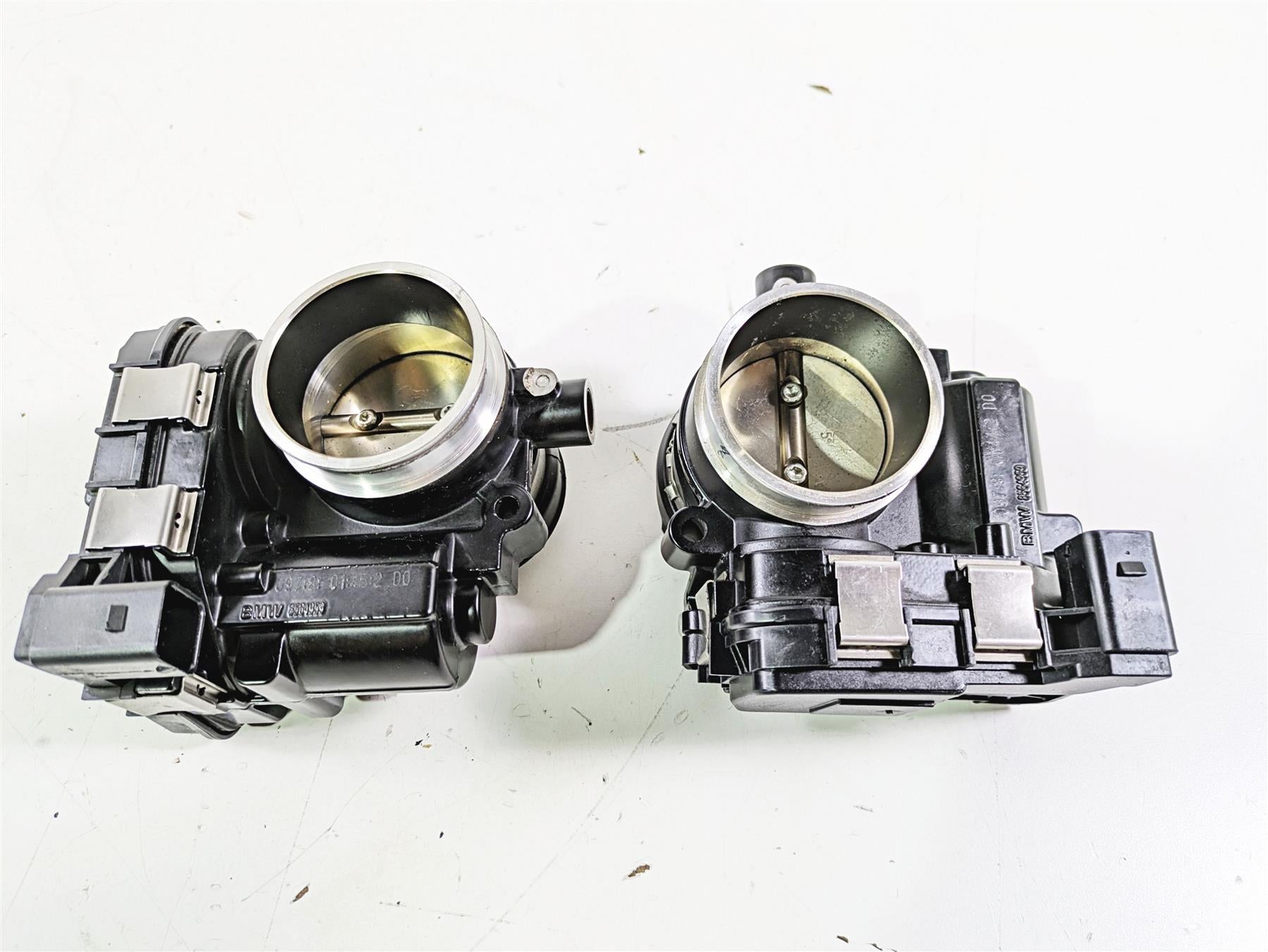 2018  BMW R1200GS GSW K50 Throttle Body Bodies Set 13548564959 | Mototech271