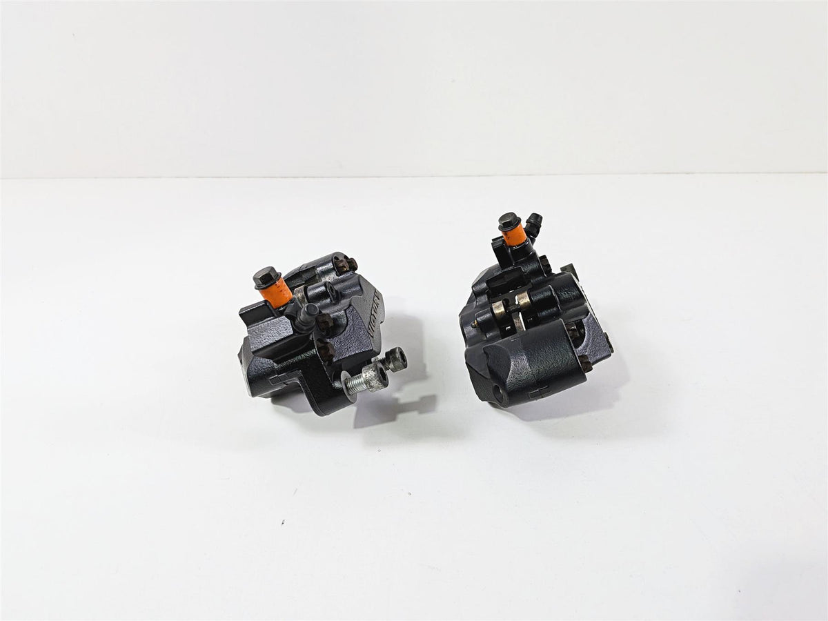2016 Victory Cross Country Front Brake Caliper Set 1912534 1912535 {{ shop.shopifyCountryName }} - Mototech271