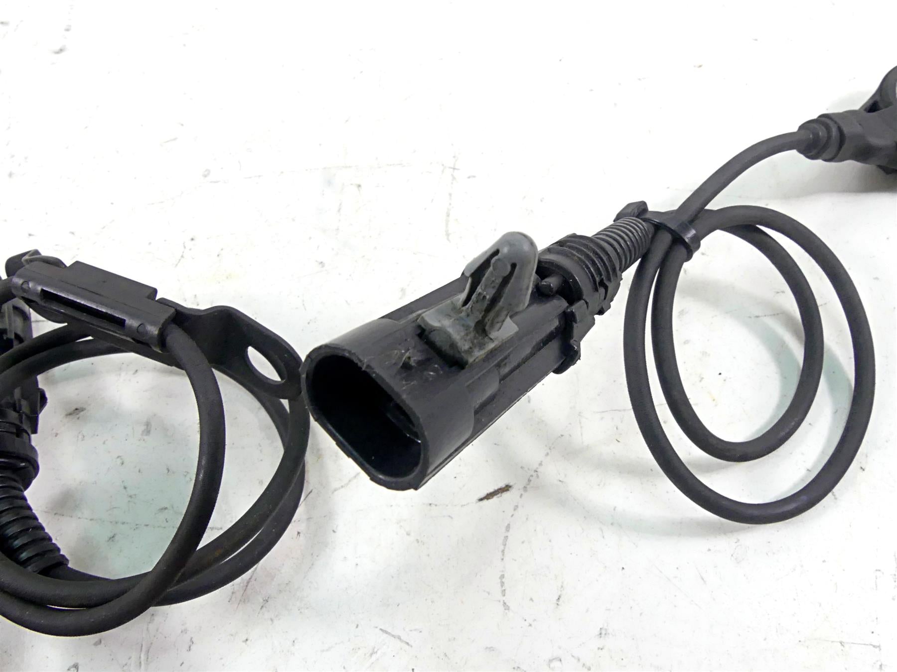 2010 Harley Touring FLHRC Road King Front Rear Abs Sensor Set 40614-08 40615-08 {{ shop.shopifyCountryName }} - Mototech271
