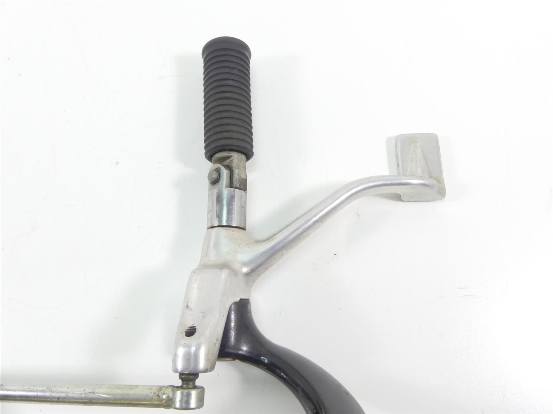 2006 Harley Sportster XL1200 Custom Front Right Foot Peg & Brake FW 42652-04 {{ shop.shopifyCountryName }} - Mototech271