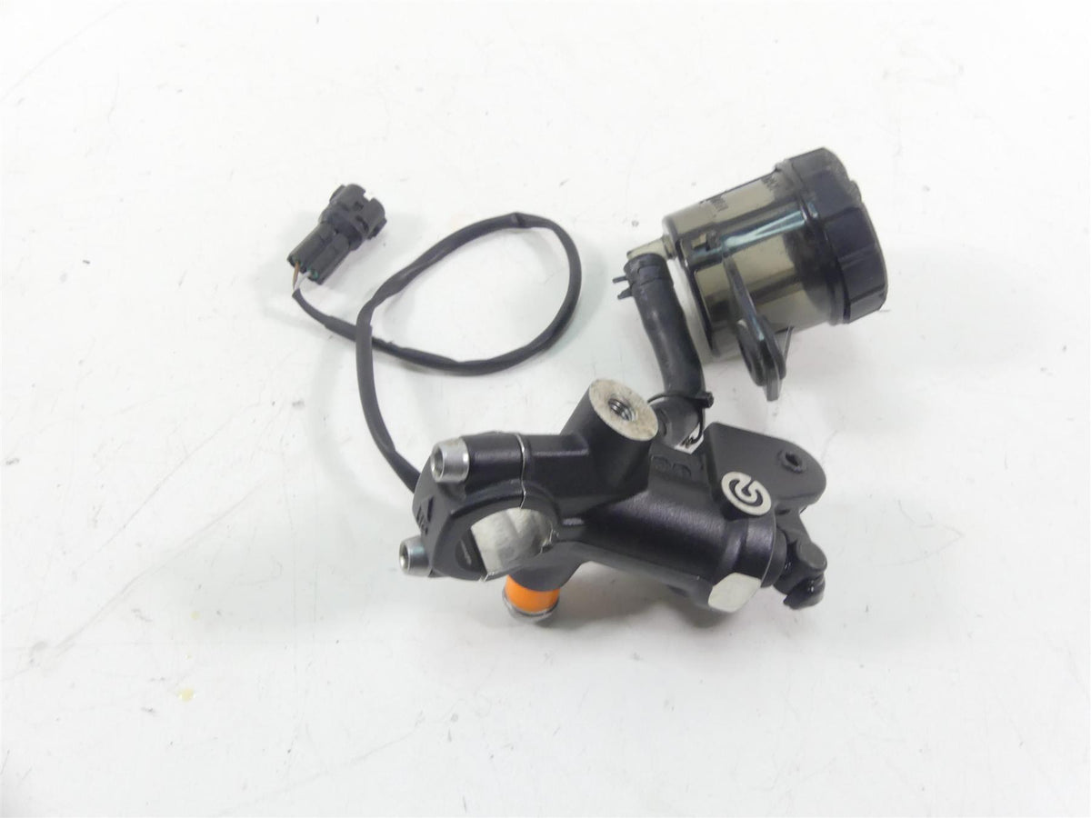 2021 Kawasaki ZX1400 ZX14R Ninja Front Radial Brake Master Cylinder 43015-0671 {{ shop.shopifyCountryName }} - Mototech271