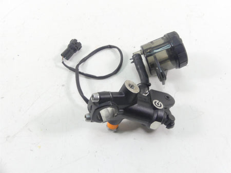 2021 Kawasaki ZX1400 ZX14R Ninja Front Radial Brake Master Cylinder 43015-0671 {{ shop.shopifyCountryName }} - Mototech271