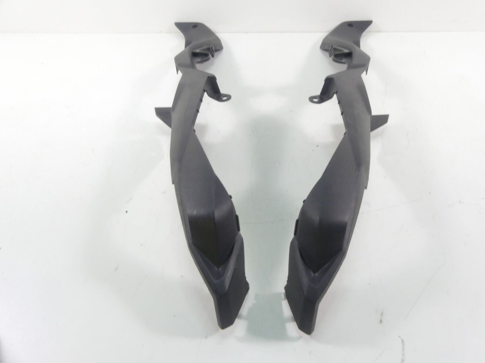 2018 BMW S1000XR K49 Rear Tail Side Fairing Cover Set 46627717027 46627717028 {{ shop.shopifyCountryName }} - Mototech271