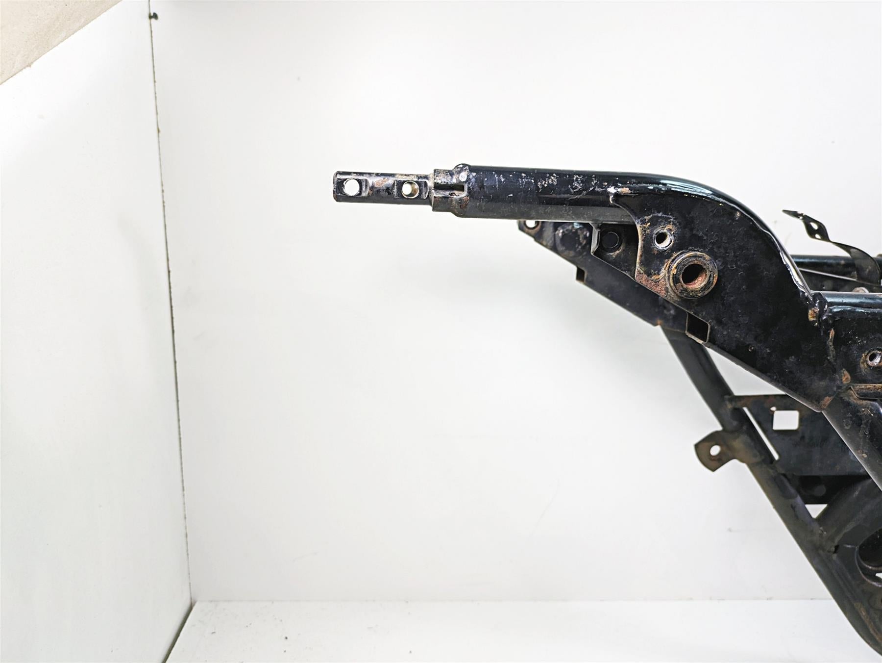 1999 Harley Touring FLHTC Electra Glide Straight Main Frame Chassis With Texas Salvage Title 47900-01 {{ shop.shopifyCountryName }} - Mototech271