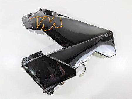 2005 KTM 950 LC8 Adventure Left Side Plastic Fuel Gas Tank 60007013044 {{ shop.shopifyCountryName }} - Mototech271