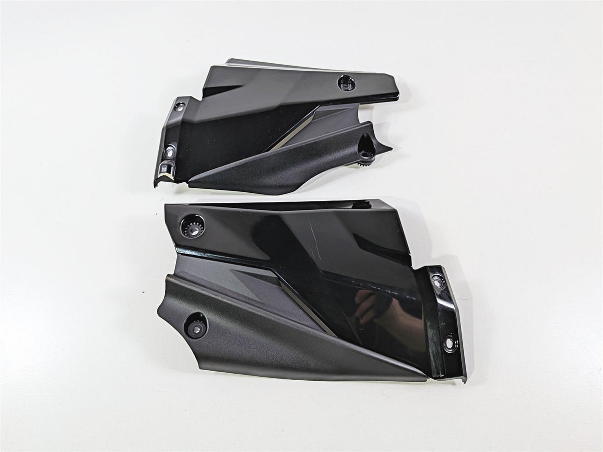 2011 Ducati Streetfighter 1098 S Radiator Cover Fairing Set 48022801A 48022811A {{ shop.shopifyCountryName }} - Mototech271