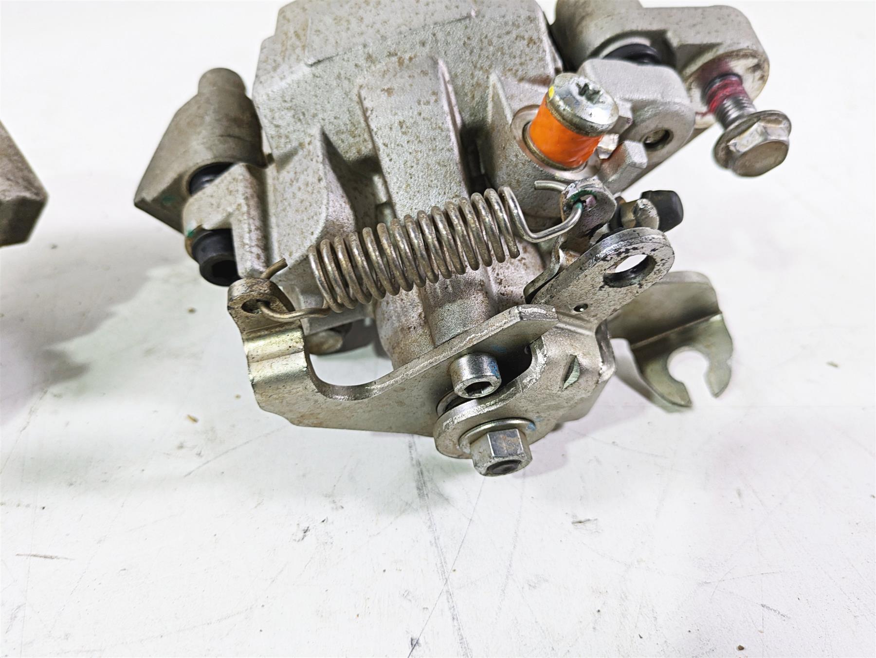 2021 Kawasaki Teryx KRX KRF 1000 Rear Bake Caliper Set 43080-0223 43080-0224 {{ shop.shopifyCountryName }} - Mototech271