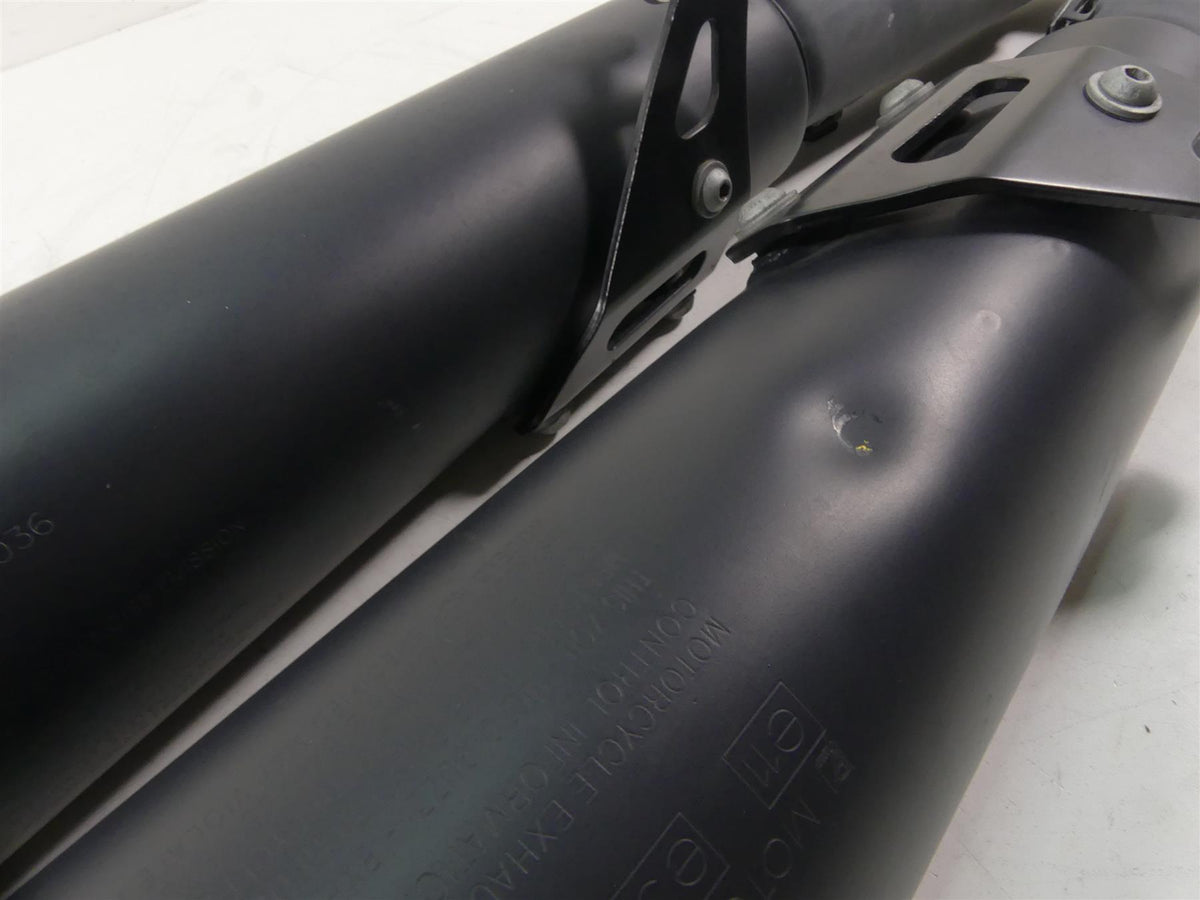 2019 Moto Guzzi V7 III Stone 750 Exhaust Muffler Pipes Set 2B0048485 2B0048475 {{ shop.shopifyCountryName }} - Mototech271