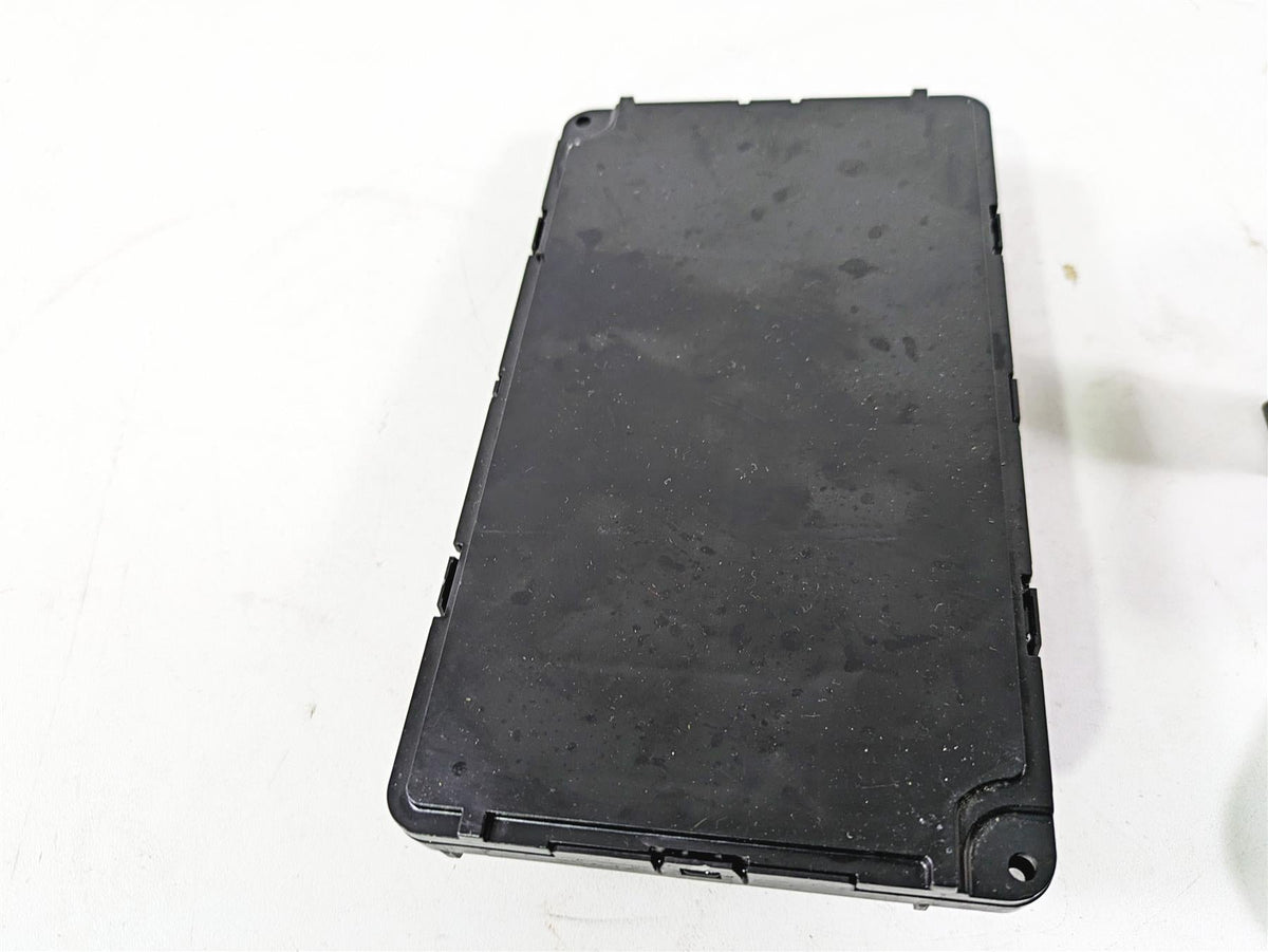 2020 Harley Touring FLHT Electra Glide Bcm Control Module Fob X-Axis 41000341F {{ shop.shopifyCountryName }} - Mototech271