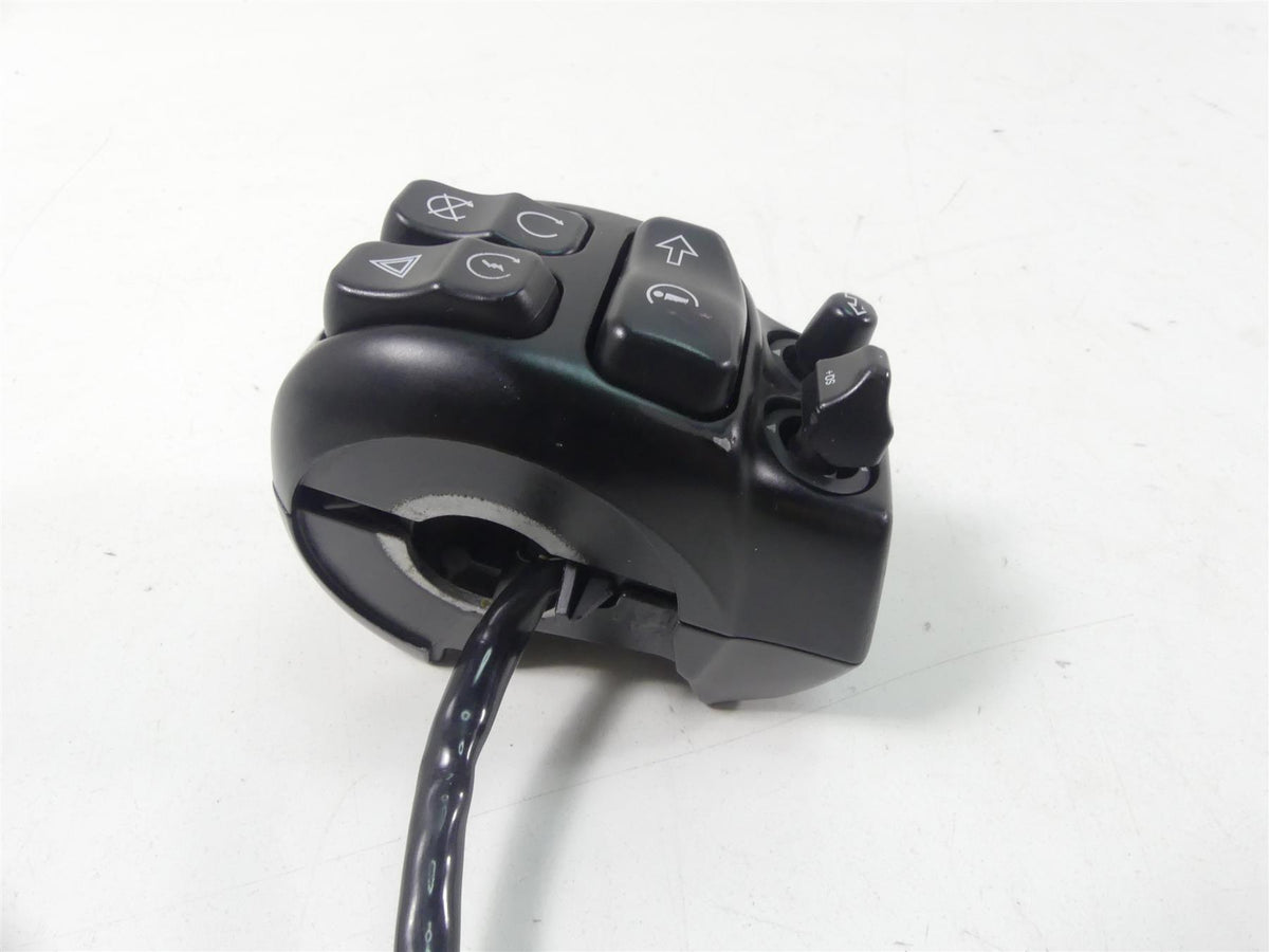 2014 Harley Touring FLHTK Electra Glide Right Hand Control Switch 71500129 {{ shop.shopifyCountryName }} - Mototech271