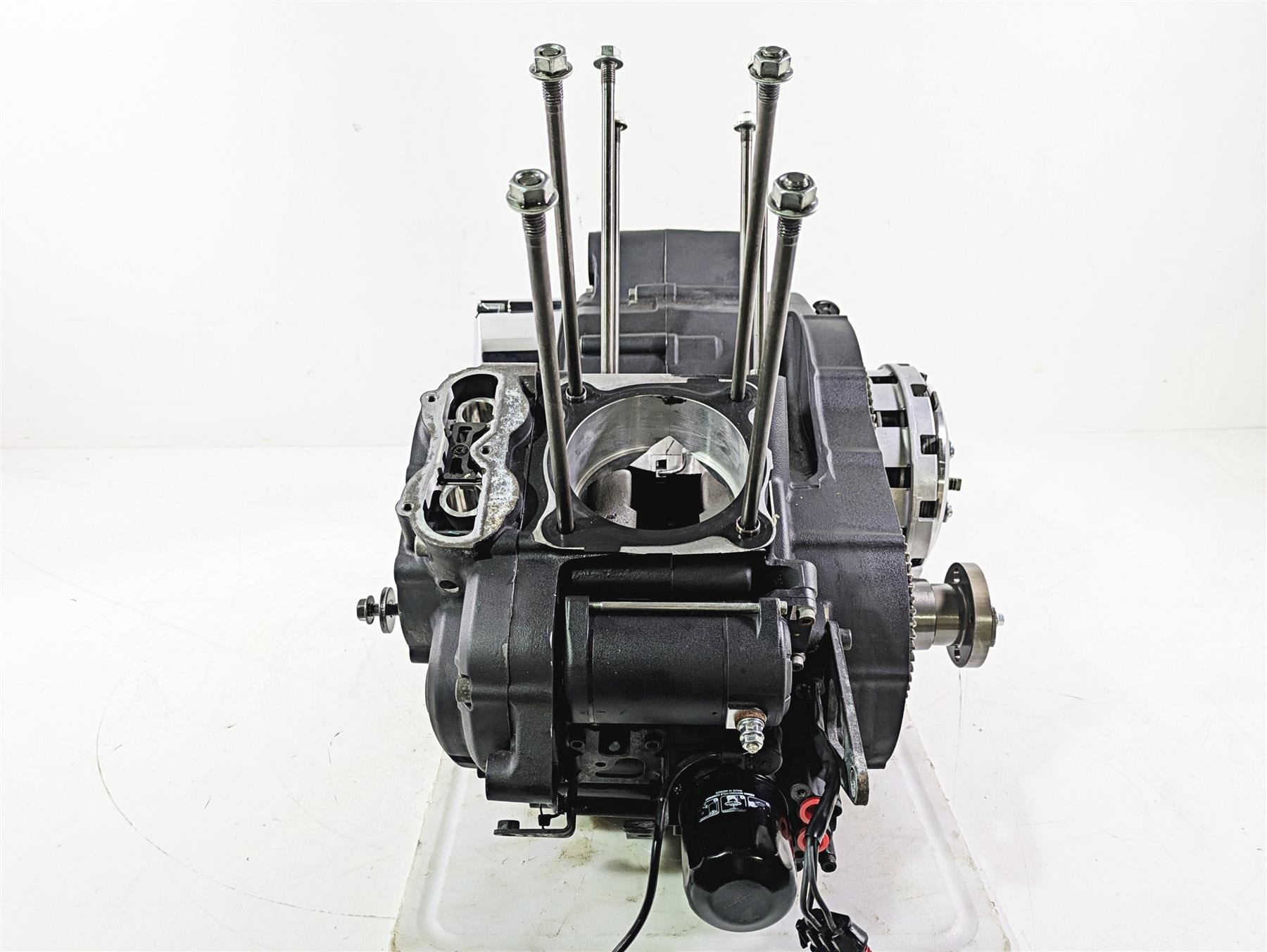 2018 Indian Chieftain Limited Engine Bottom End Crank Case & Shaft 3023078 {{ shop.shopifyCountryName }} - Mototech271