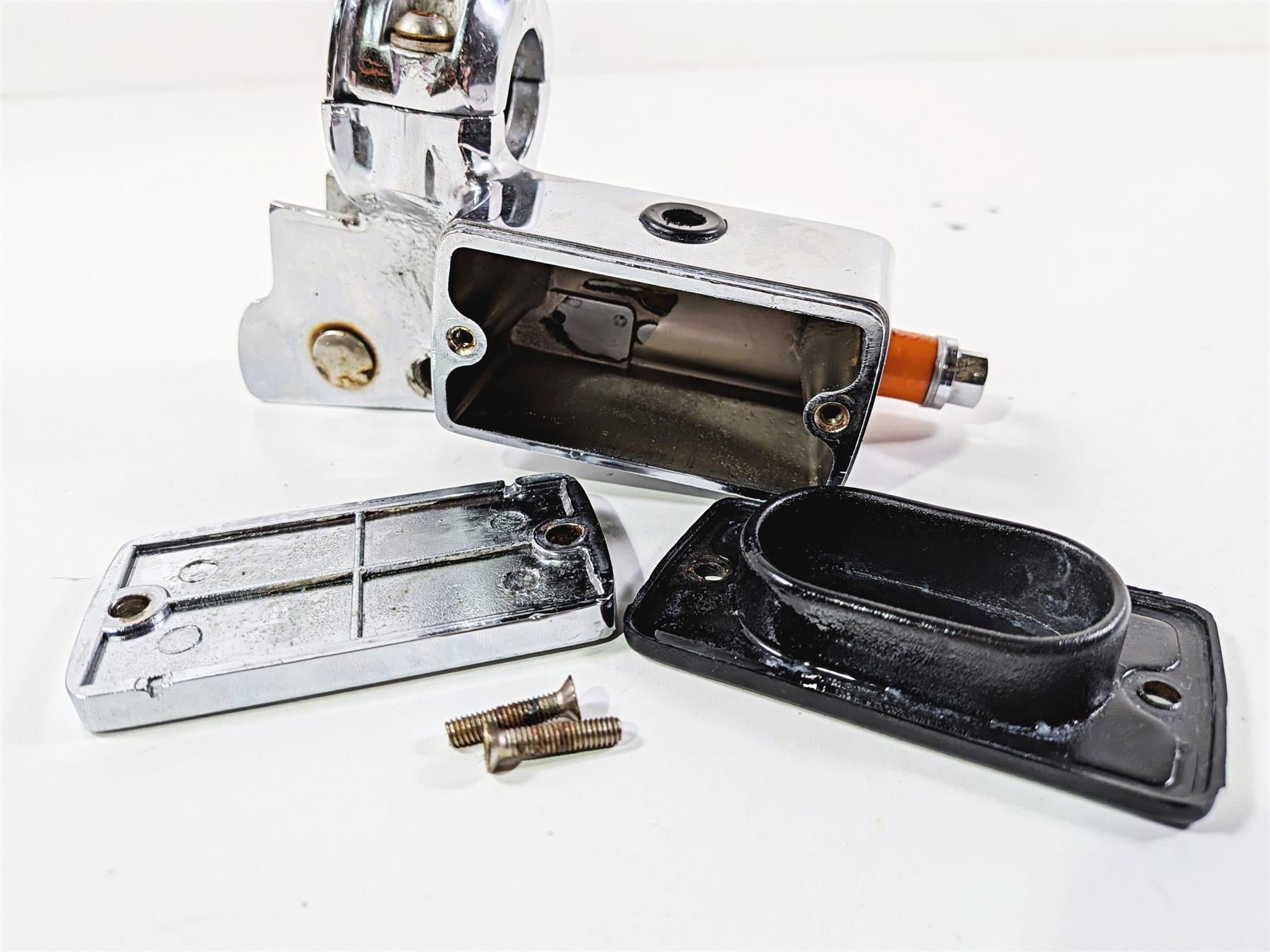 1995 Harley XL883 Sportster Hugger Front Master Cylinder & Clutch READ 45019-93 {{ shop.shopifyCountryName }} - Mototech271