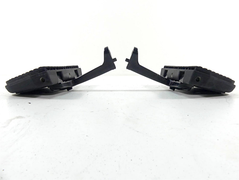 2003 Harley Touring FLHTCI E-Glide 100TH Rear Floor Board Set 52719-93B {{ shop.shopifyCountryName }} - Mototech271