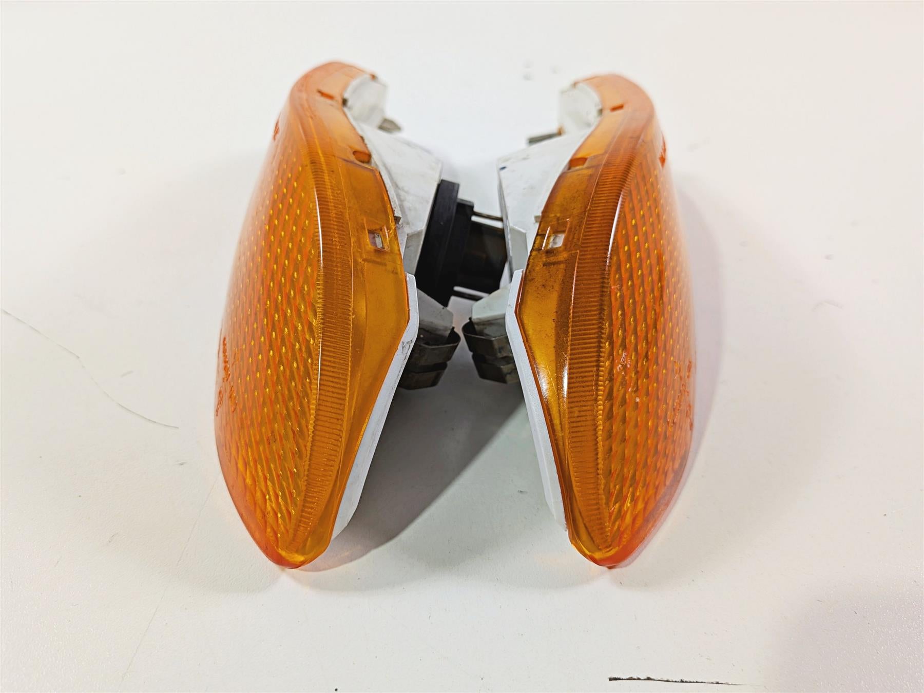 2002 BMW K1200LT 89V3 Front Blinker Cover Housing Set 63132305377 63132305378 {{ shop.shopifyCountryName }} - Mototech271