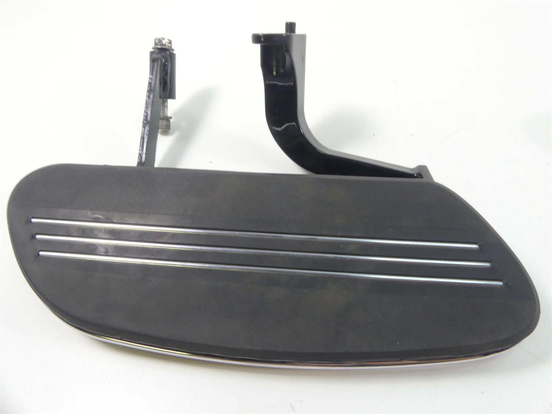 2012 Harley Touring FLHX Street Glide Front Floor Board Brake Pedal Set 50518-09 {{ shop.shopifyCountryName }} - Mototech271