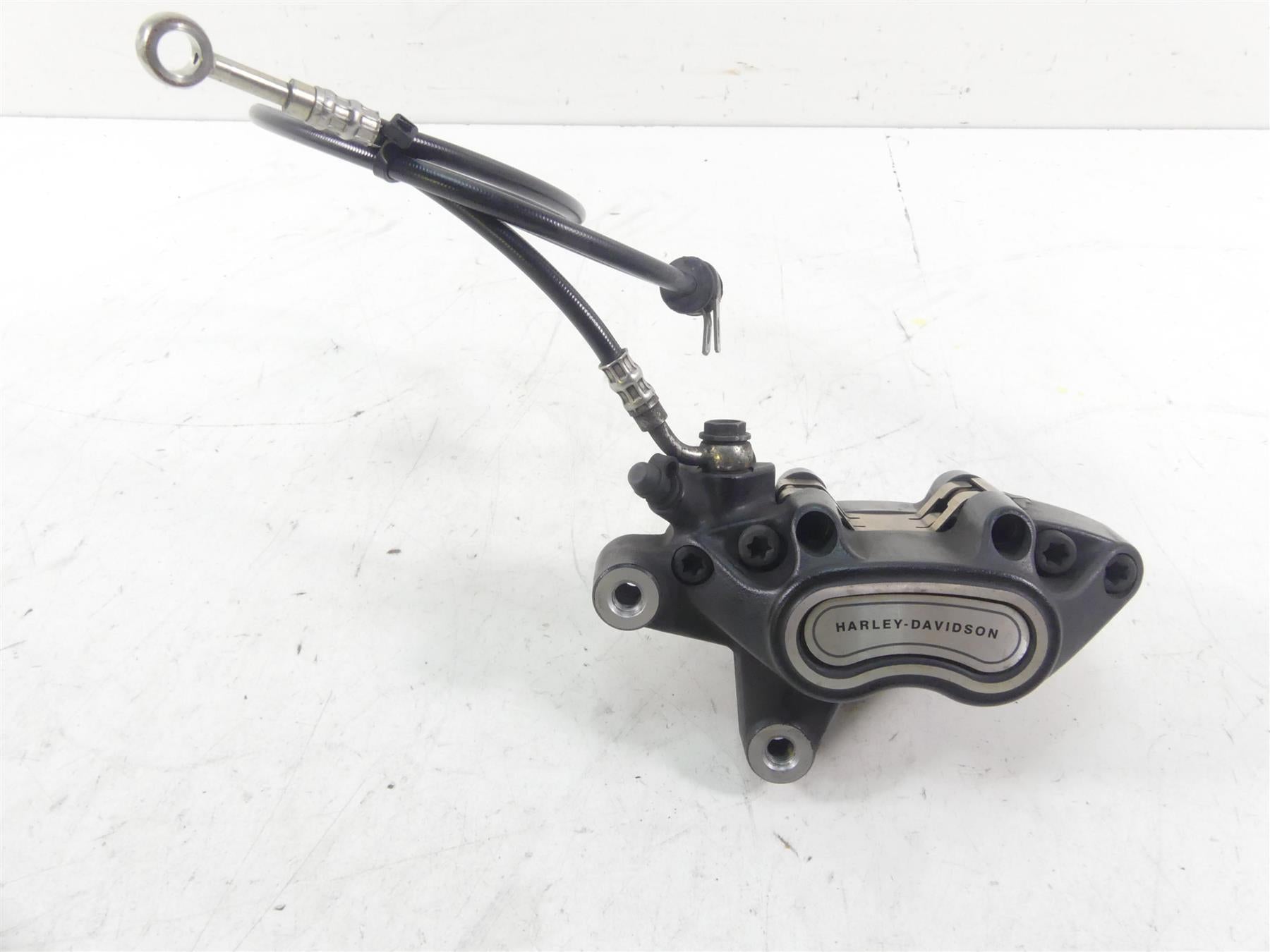 2019 Harley Softail FXBB Street Bob Front Brake Caliper & Line 41300095 {{ shop.shopifyCountryName }} - Mototech271