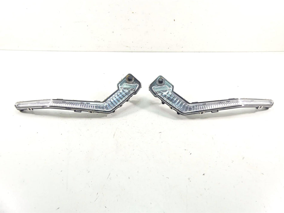 2021 Can Am Maverick Sport 1000R XRC Front Signature Light Lamp Set 710004995 {{ shop.shopifyCountryName }} - Mototech271