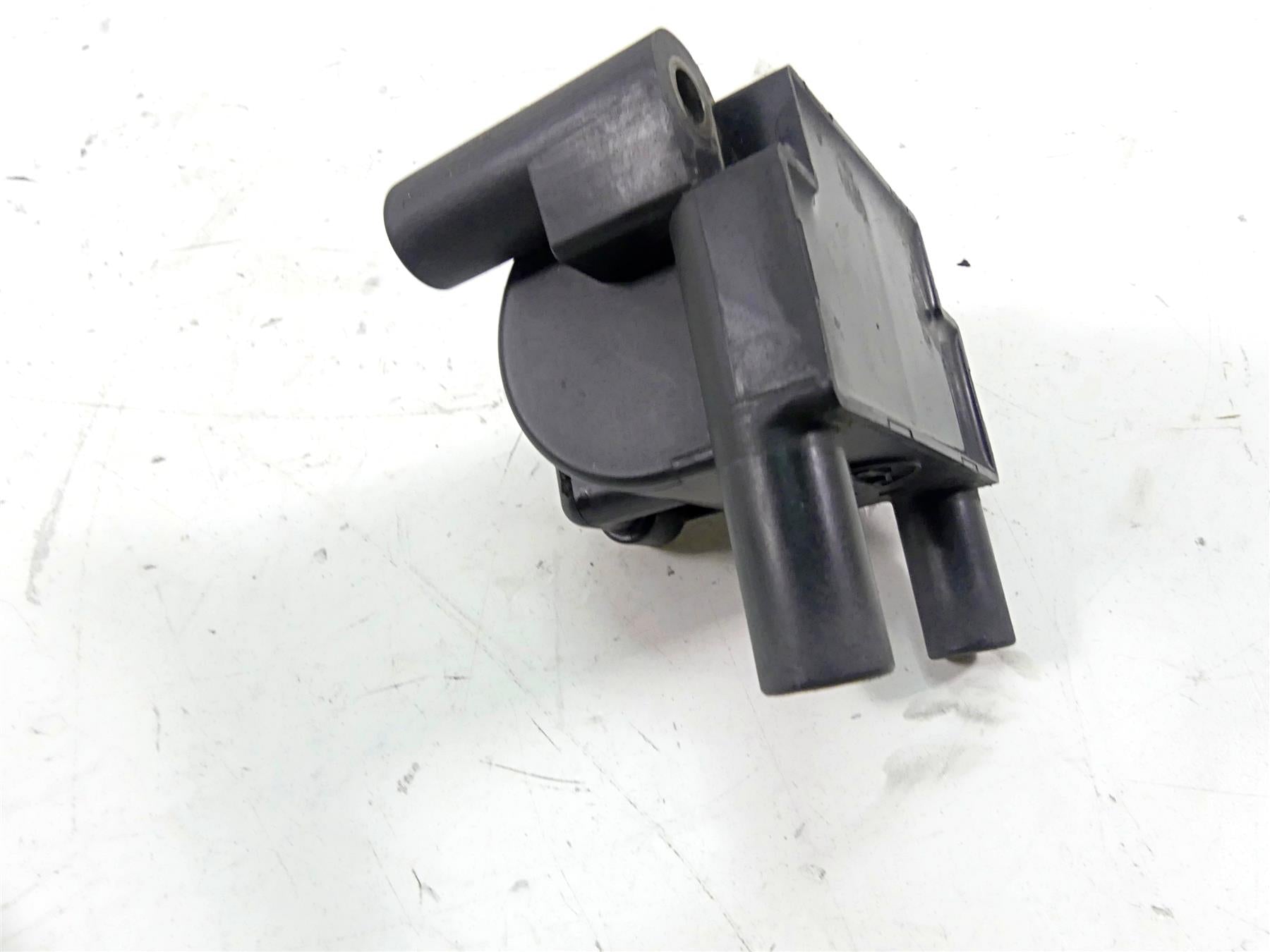 2011 Harley Touring FLTRX Road Glide Delphi Ignition Coil Wires Plugs 31696-07A {{ shop.shopifyCountryName }} - Mototech271