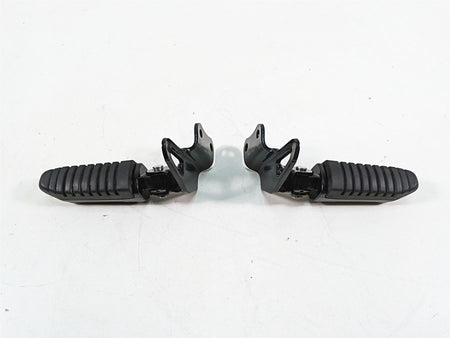 2016 Suzuki M109R VZR1800 Rear Passenger Footpeg Set 43600-48G00 43700-48G00 {{ shop.shopifyCountryName }} - Mototech271
