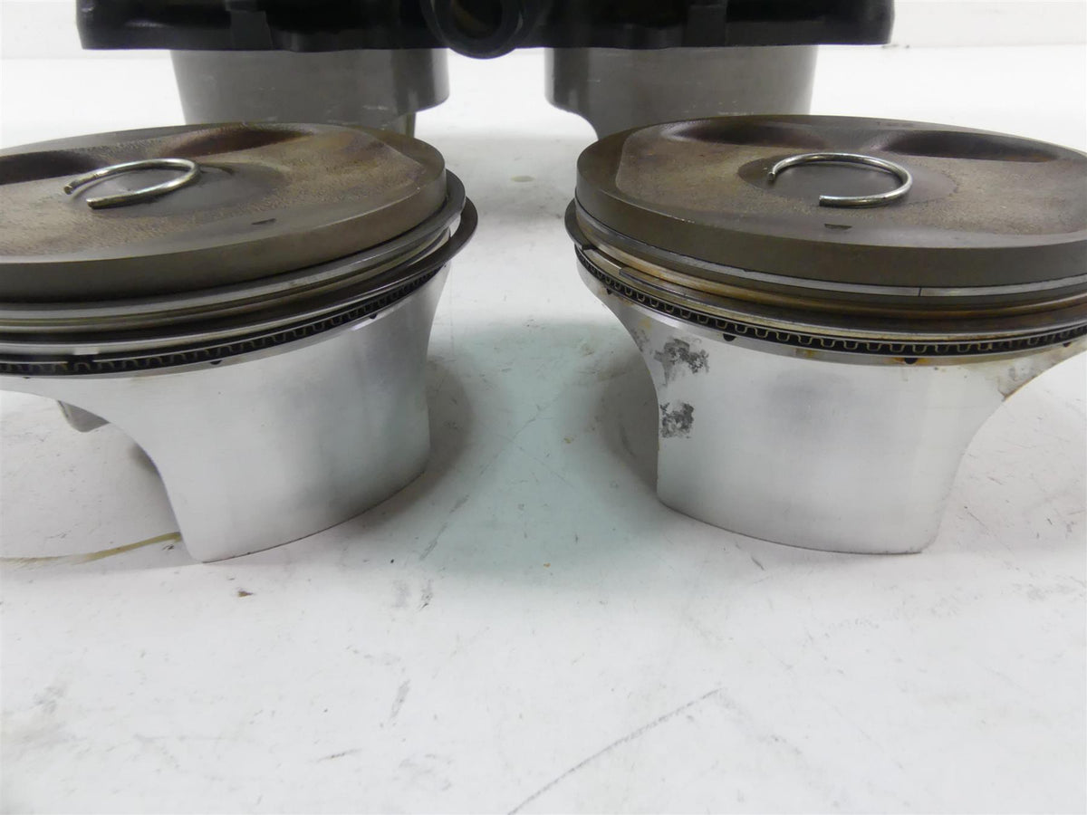 2017 Triumph Thruxton 1200 R Cylinder Jug Piston Set 4K T1167220 {{ shop.shopifyCountryName }} - Mototech271