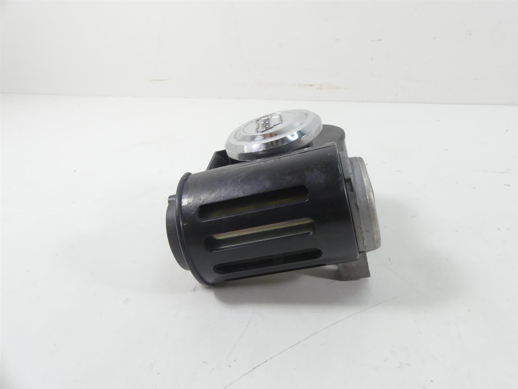 2007 Yamaha XVS1300 V-Star Wolo Model 419 Bad Boy Air Horn {{ shop.shopifyCountryName }} - Mototech271
