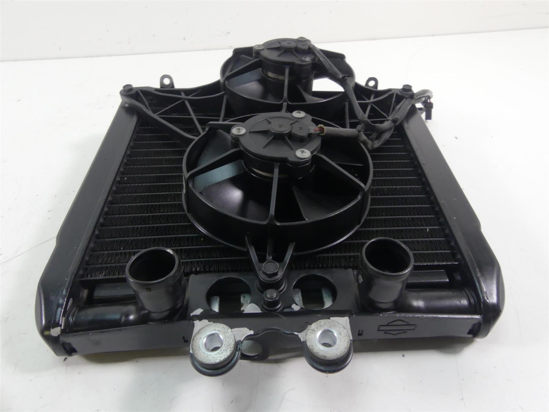 2011 Harley VRSCF Muscle Rod Radiator Fans Reservoir Hoses Set - Read 26722-04 {{ shop.shopifyCountryName }} - Mototech271