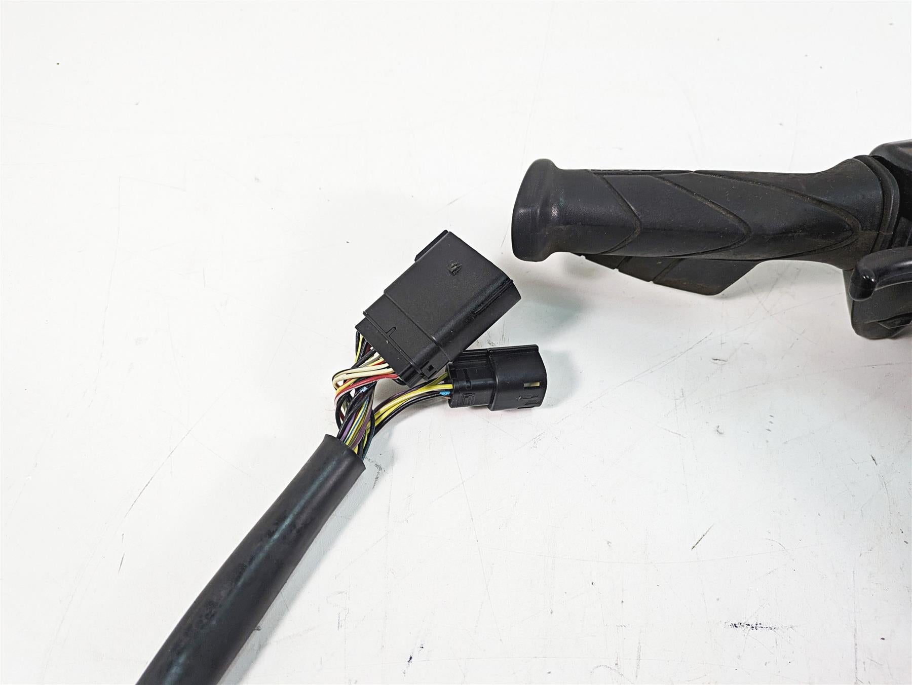 2016 Sea-Doo Spark 900 Handlebar Steering Stem Switches Set 291003384 277001952 {{ shop.shopifyCountryName }} - Mototech271