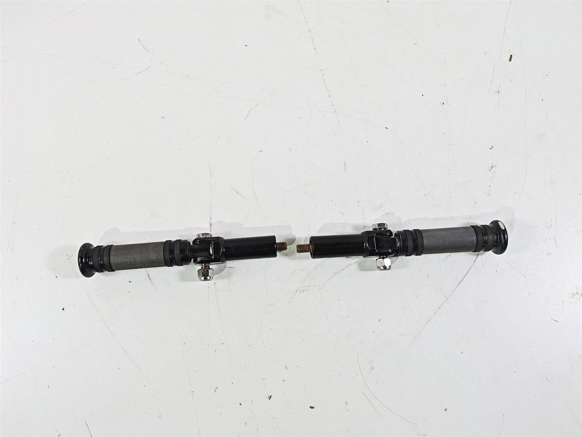 2008 Harley FLSTSB Cross Bones Diamond Black Passenger Footpeg Set 50911-08A {{ shop.shopifyCountryName }} - Mototech271