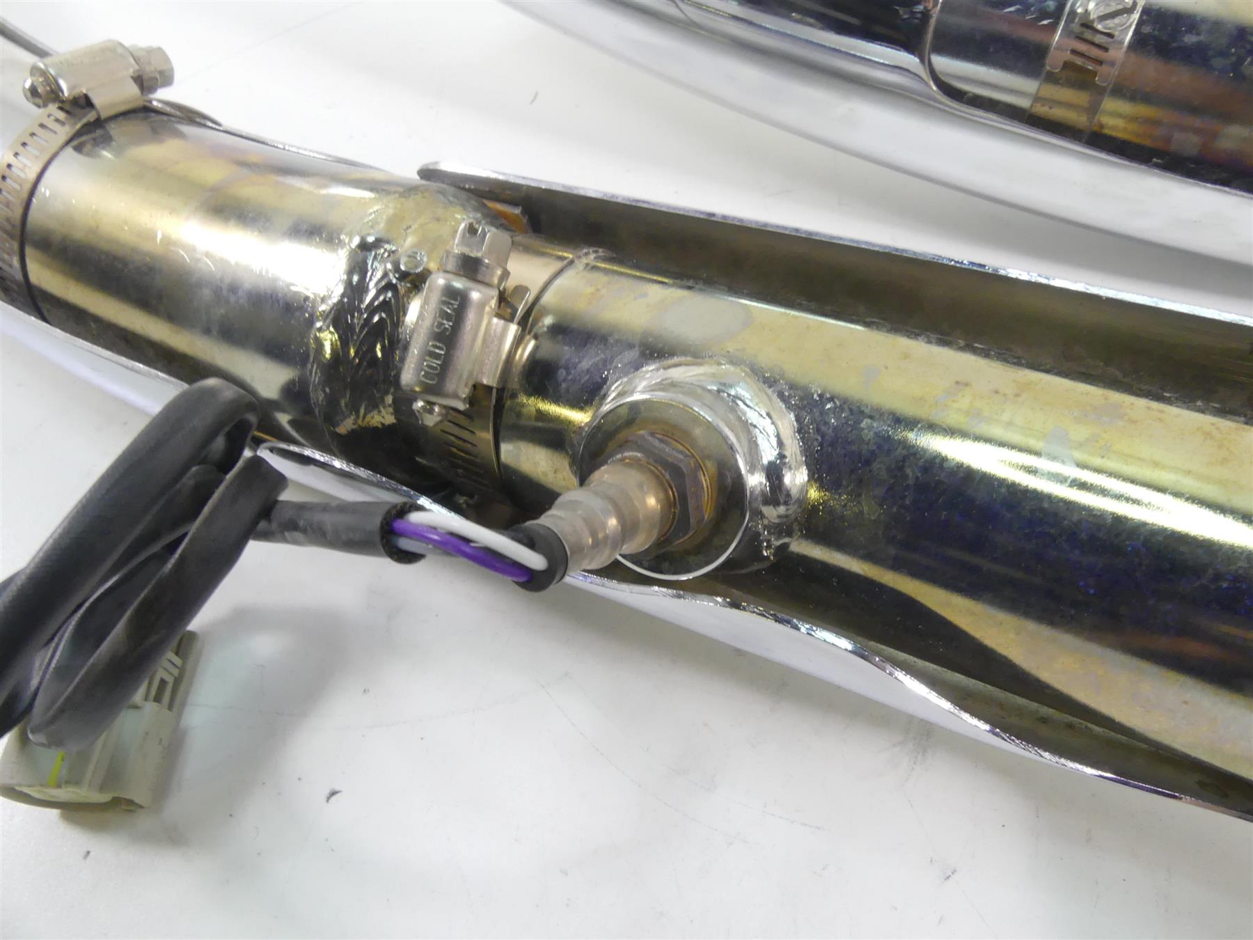 2016 Harley Touring FLHR Road King Vance Hines Big Radius Exhaust System 26369 {{ shop.shopifyCountryName }} - Mototech271