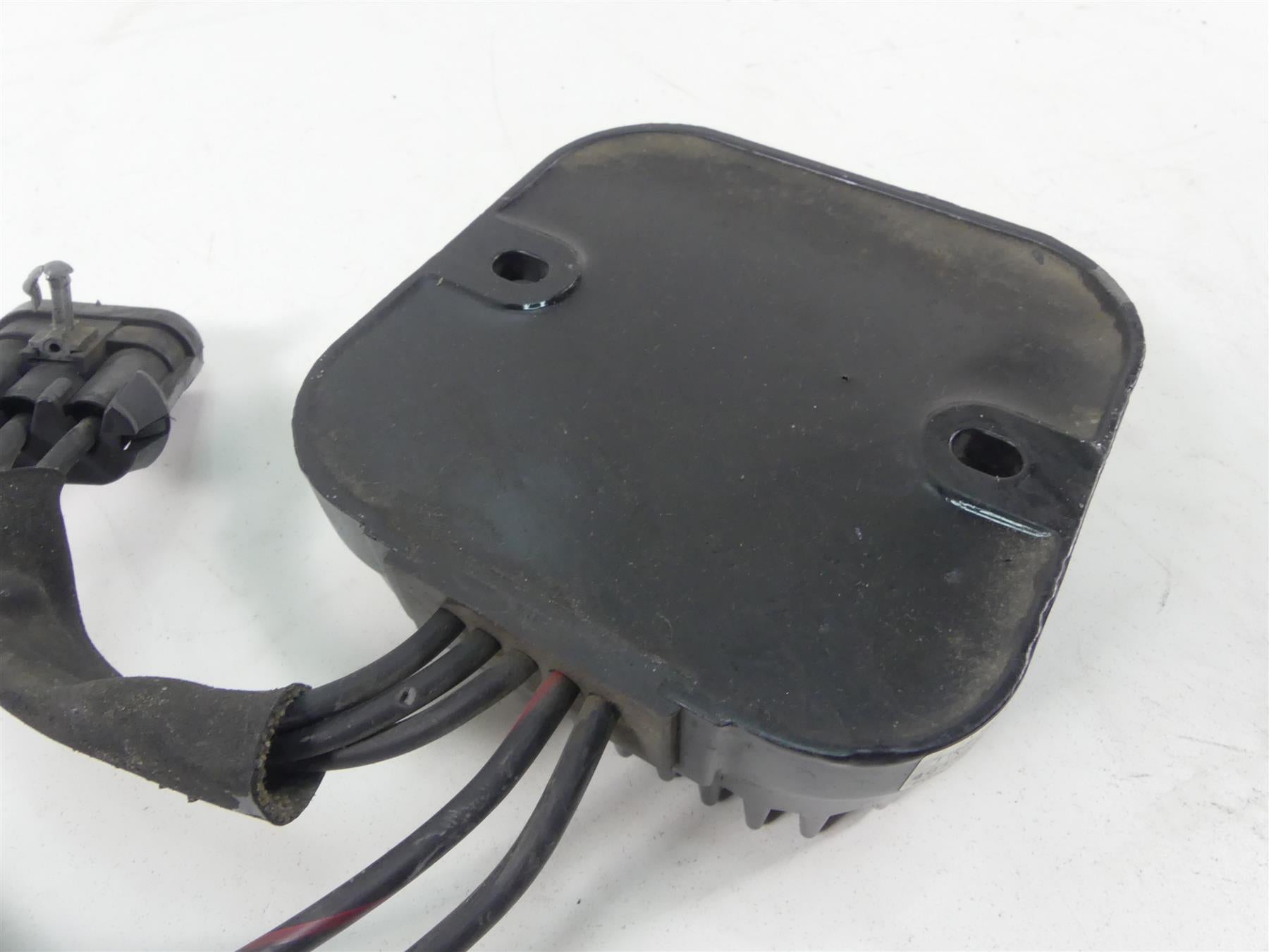 2015 Victory Cross Country 8 Ball Rectifier Voltage Regulator 4012717 {{ shop.shopifyCountryName }} - Mototech271