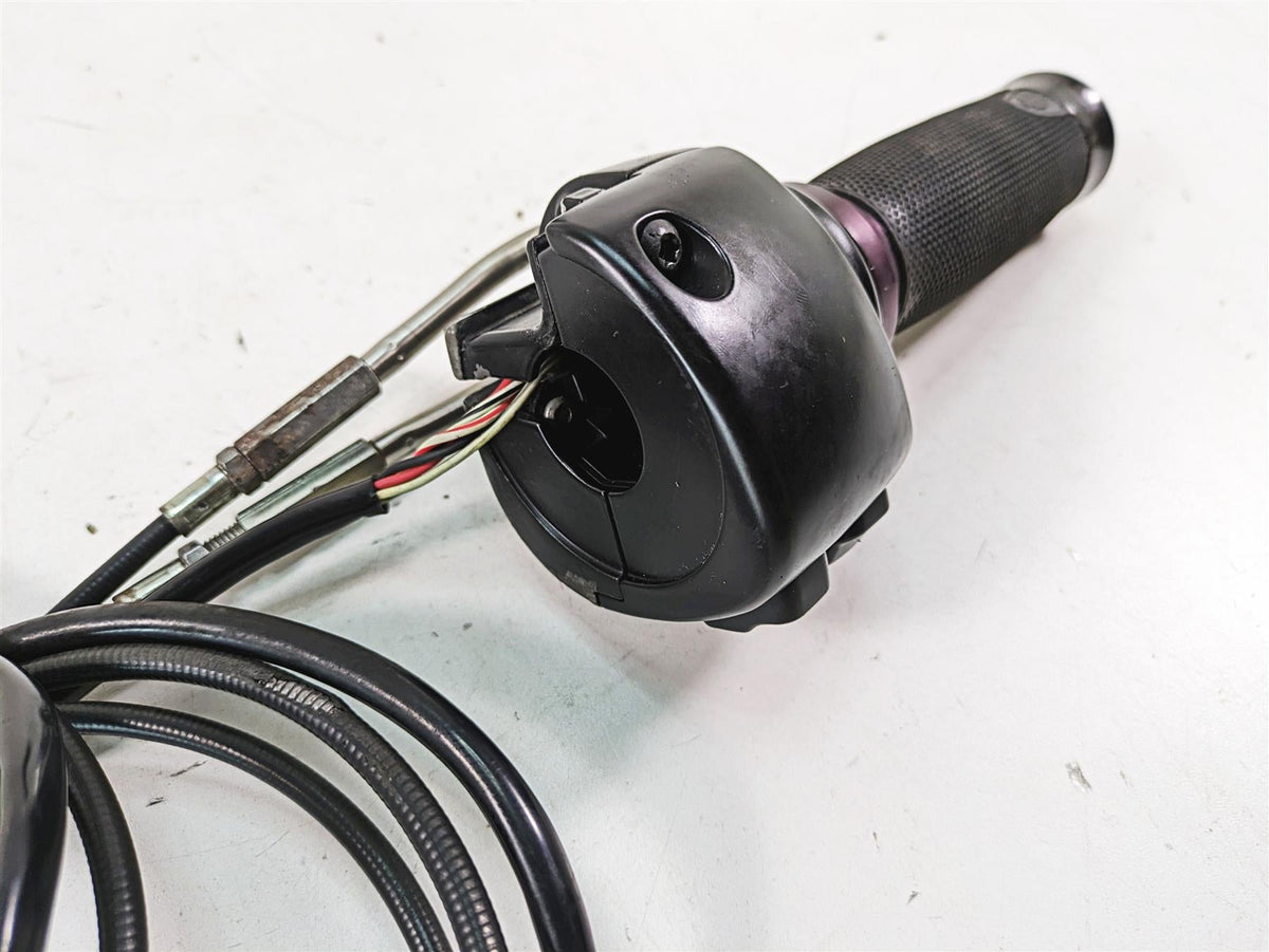 2013 Harley Softail FLSTC Heritage Classic Right Hand Control Switch 72948-12 {{ shop.shopifyCountryName }} - Mototech271