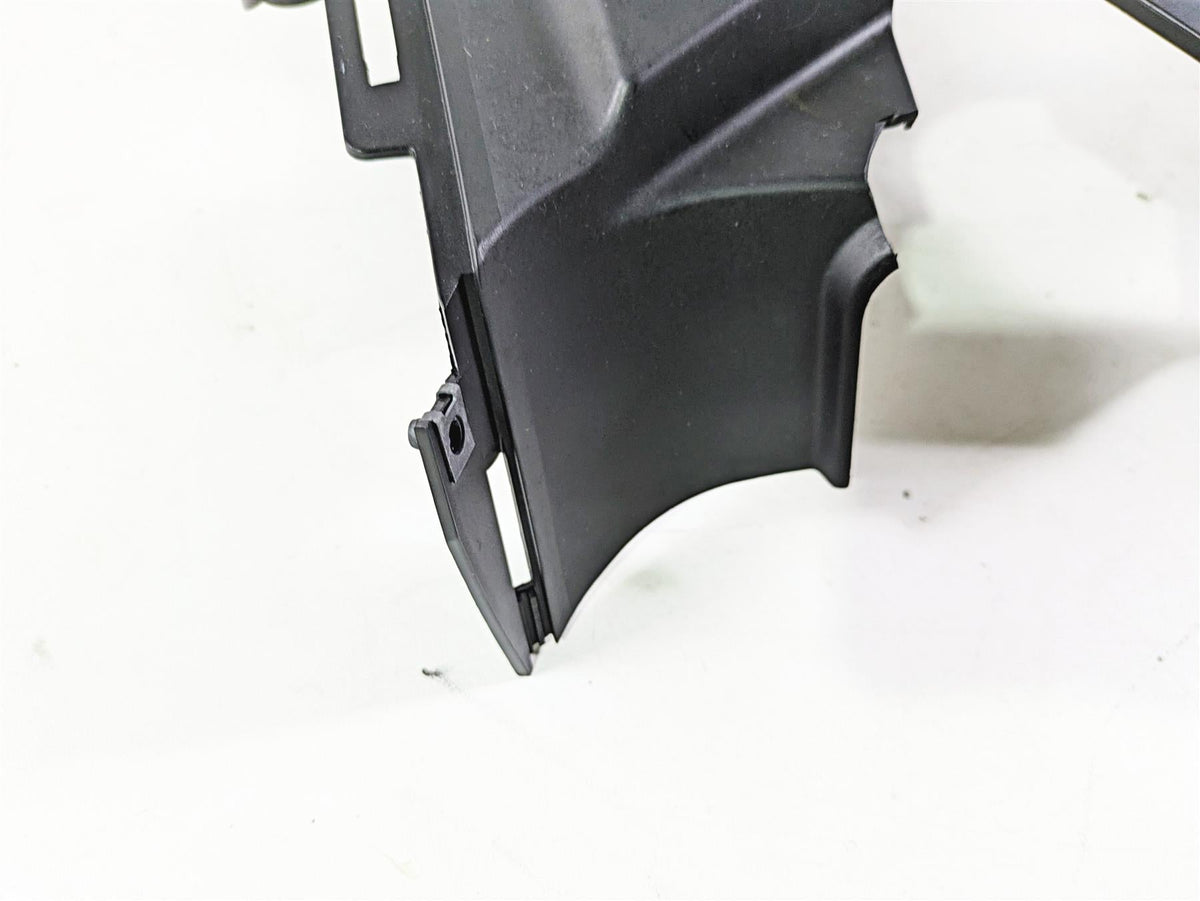 2013 Ducati Hyperstrada 821 Center Tank Fairing Cover 480P5672B {{ shop.shopifyCountryName }} - Mototech271