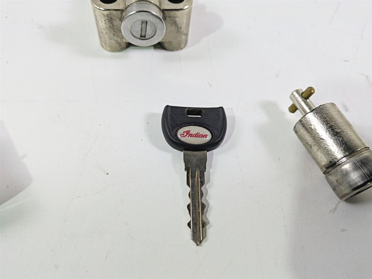 2018 Indian Springfield Dark Horse Fork Saddlebag Locks & Key Set 2635146 {{ shop.shopifyCountryName }} - Mototech271