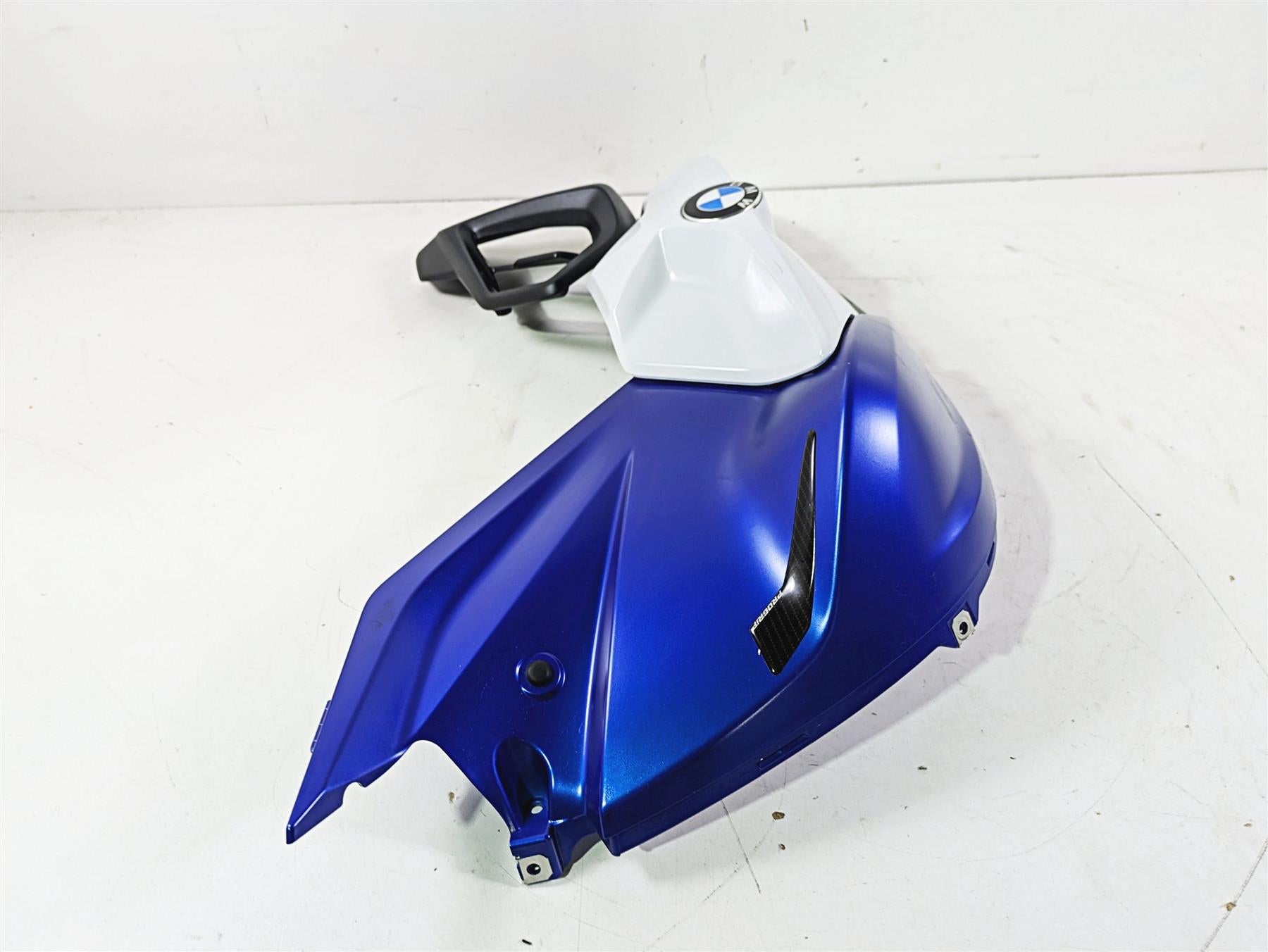 2016 BMW F800R K73 Left Tank Fairing Cover Blue White 46638530193 46637698111 {{ shop.shopifyCountryName }} - Mototech271