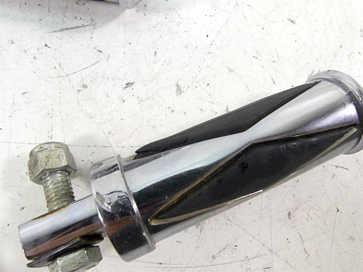 1997 Harley Sportster XL1200 C Rear Passenger Foot Peg Set {{ shop.shopifyCountryName }} - Mototech271