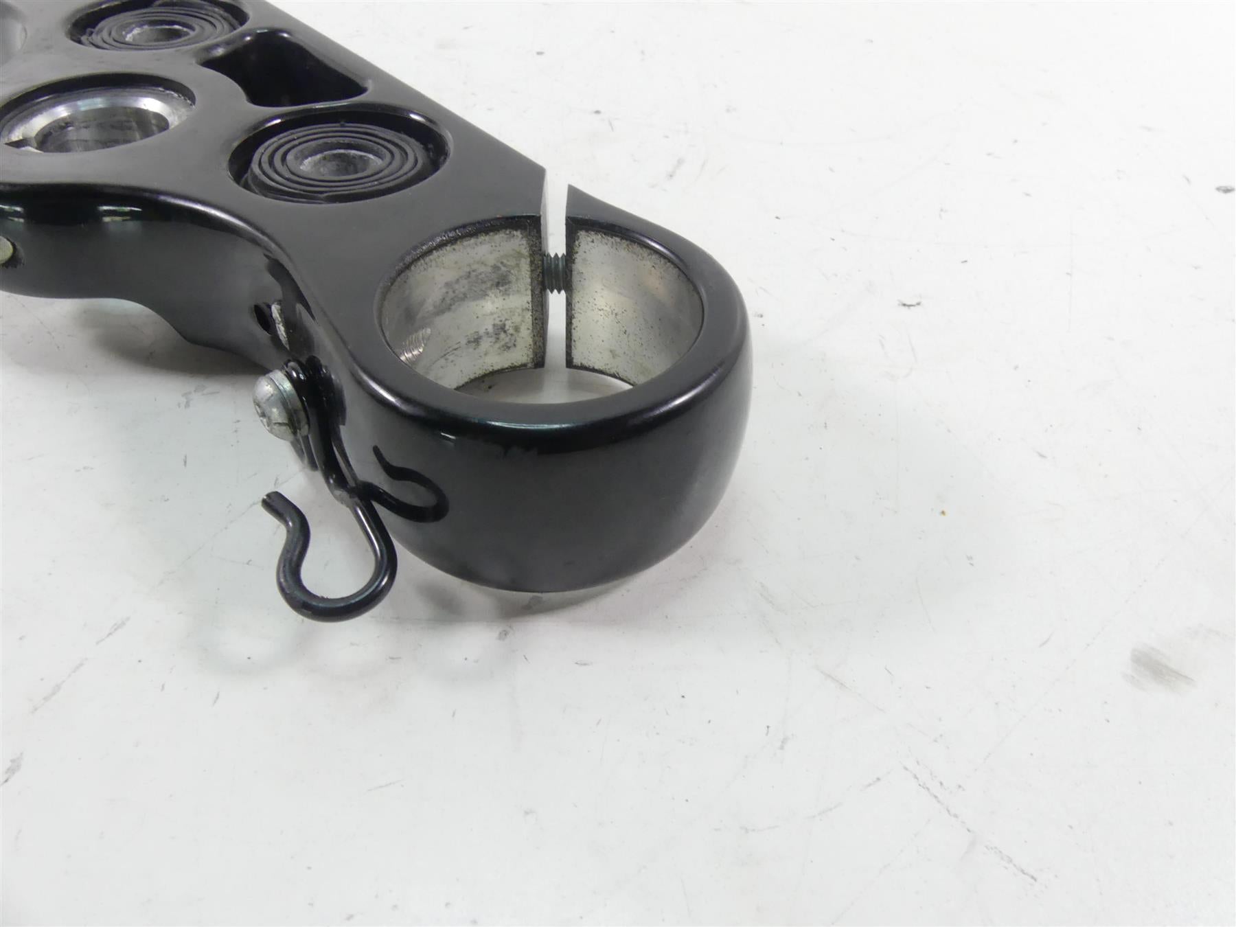 2021 Harley Softail FXBBS Street Bob Upper Triple Tree Clamp 49mm 45900174 {{ shop.shopifyCountryName }} - Mototech271