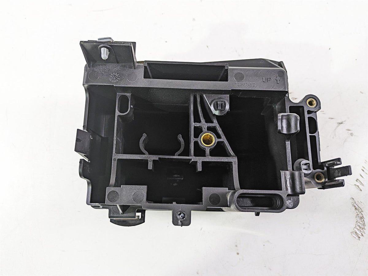 2017 Harley Dyna FXDB Street Bob Electrical Carrier & Black Cover 70367-12 {{ shop.shopifyCountryName }} - Mototech271