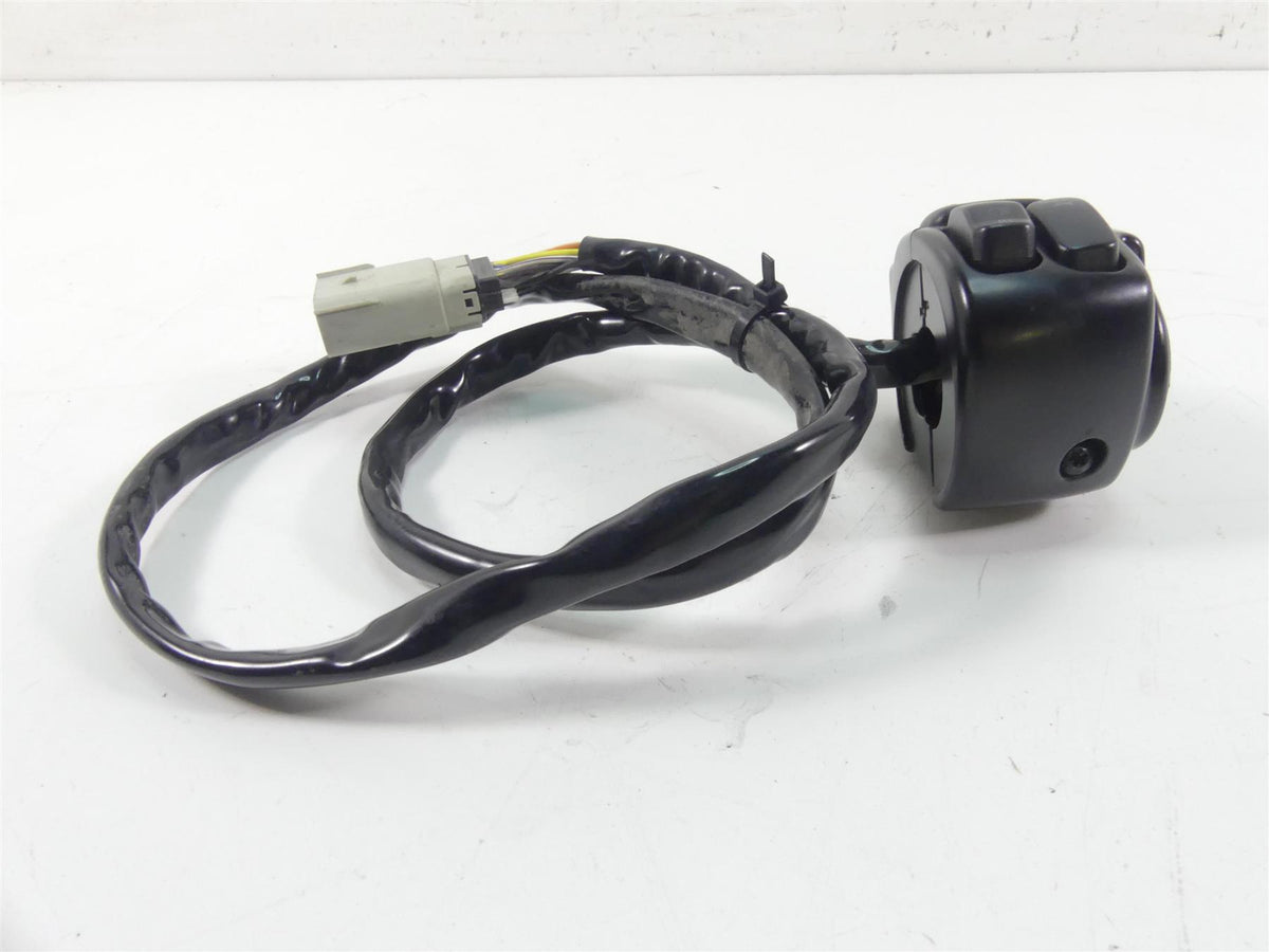 2013 Harley Touring FLTRX Road Glide Left Hand Audio Control Switch 71682-06A {{ shop.shopifyCountryName }} - Mototech271